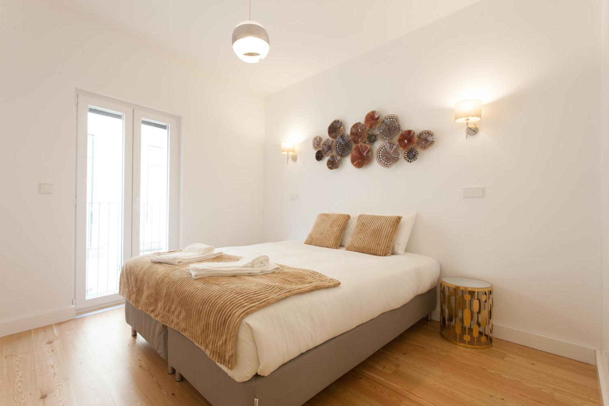 Mouraria Blue Three-Bedroom Apartment W/ Parking - By Lu Holidays Lissabon Buitenkant foto
