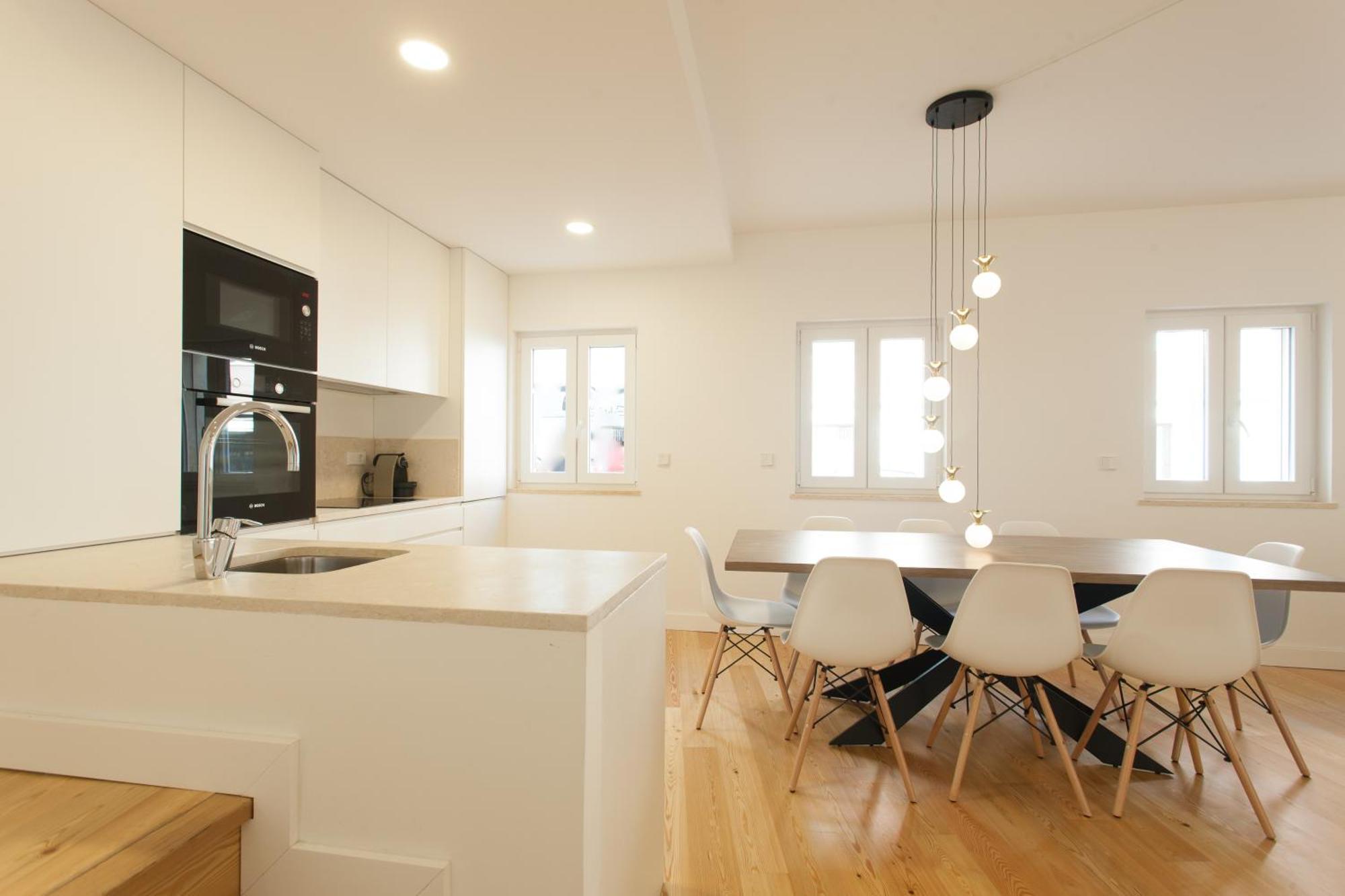 Mouraria Blue Three-Bedroom Apartment W/ Parking - By Lu Holidays Lissabon Buitenkant foto